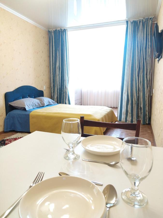 Aura On Kievskaya, 168 Apartment Bishkek Bagian luar foto